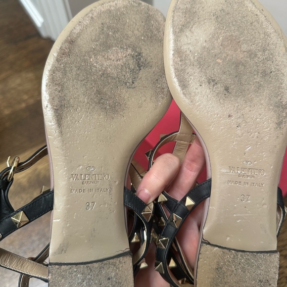 Valentino Garavani flat rock stud sandal - Picture 4 of 6